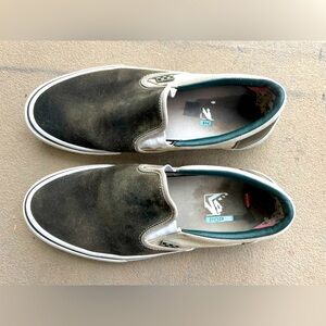 Men’s slip on vans